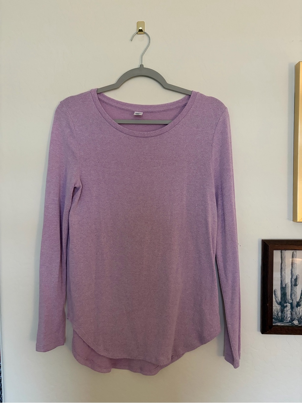 Old Navy Lilac Long-Sleeve Crewneck Top